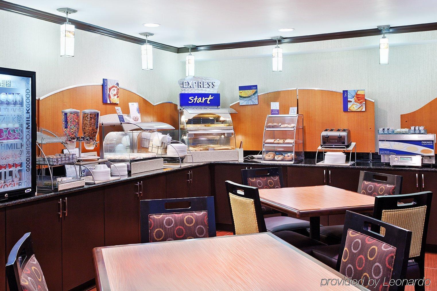 Holiday Inn Express Hotel Fort Campbell-Oak Grove By Ihg Экстерьер фото
